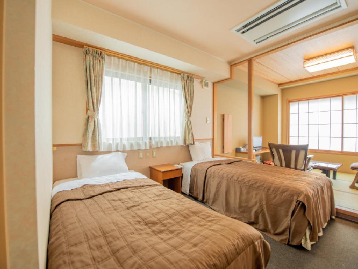 Ryokan Hakura Hotell Yamanouchi  Exteriör bild